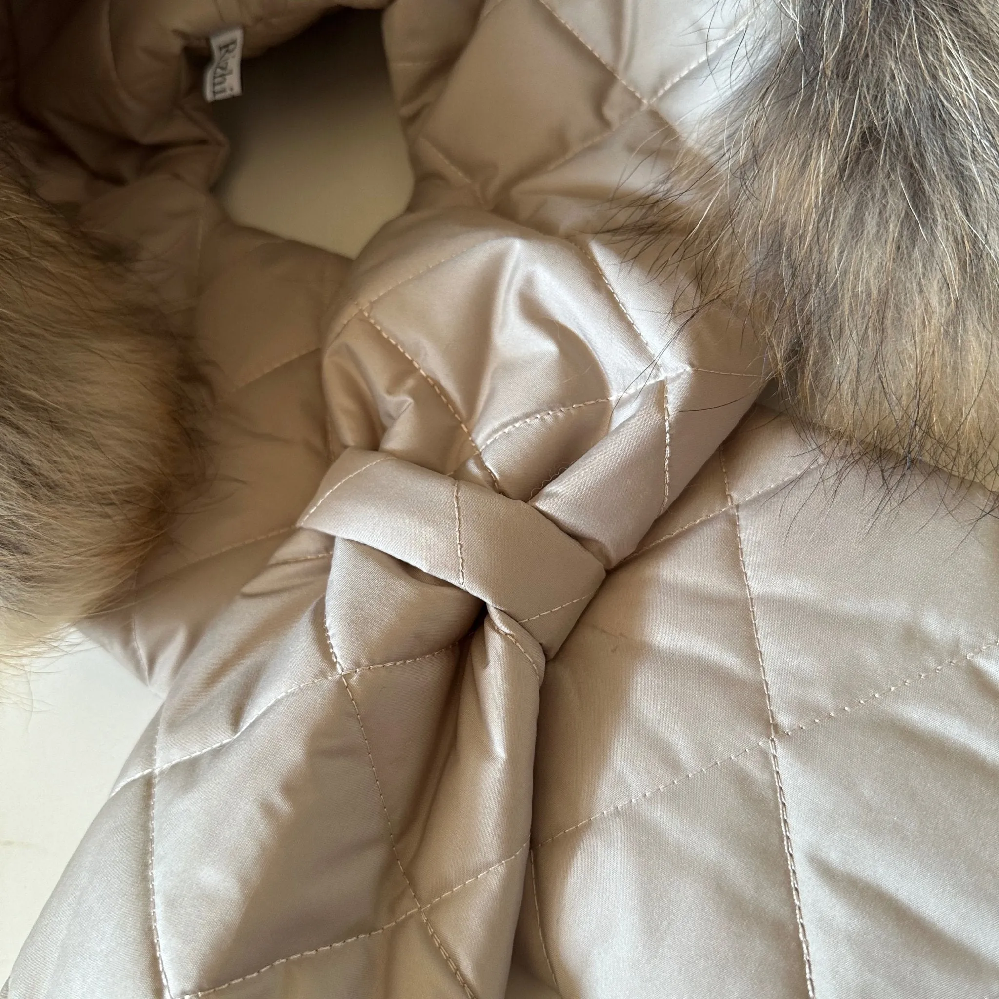 Beige Hood Scarf Puffer Warm Quilted Downy Waterproof Padded Insulated Headdress With Natural Fur TrimBeige