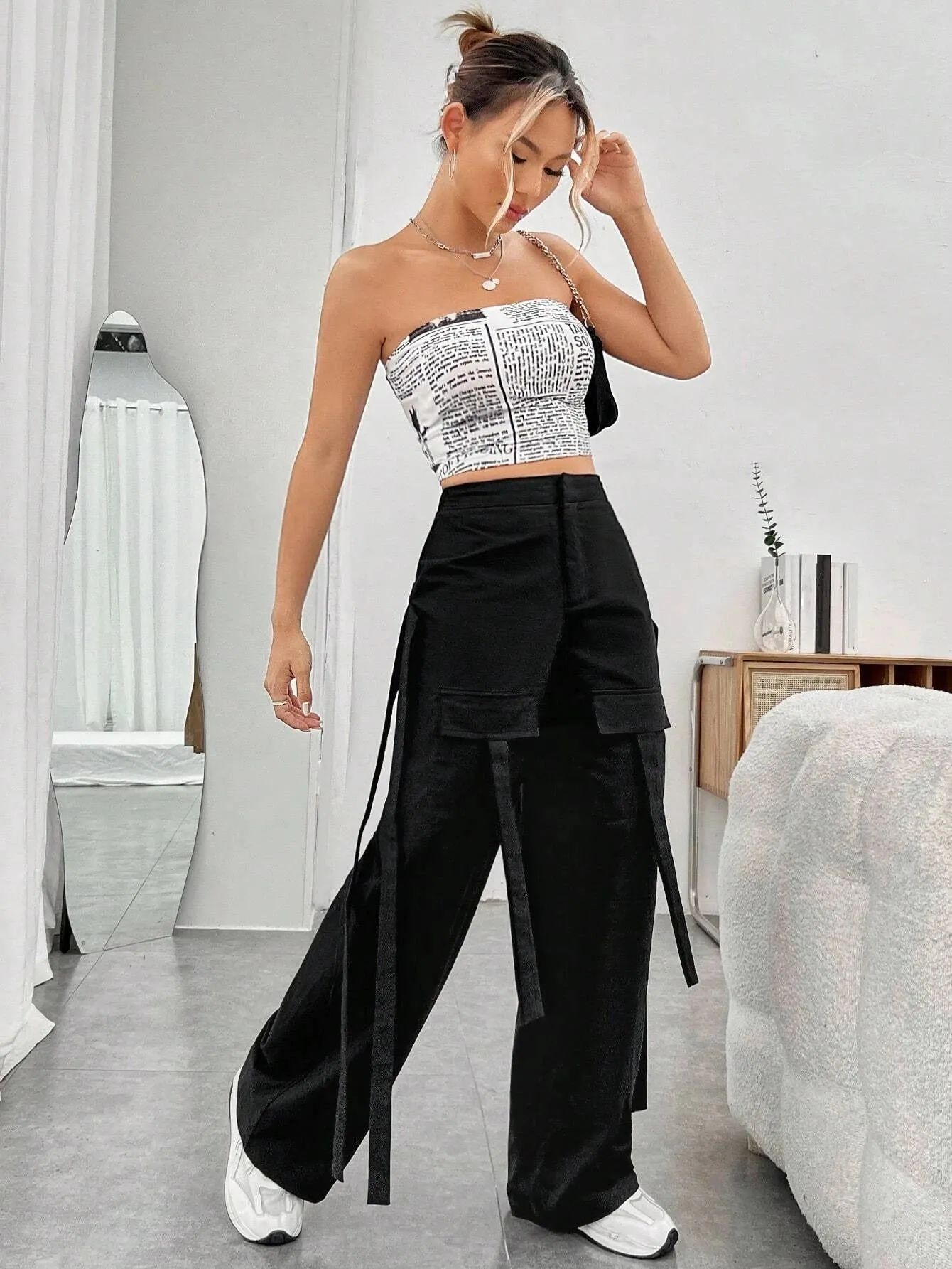 Flap Pocket Solid Cargo Pants