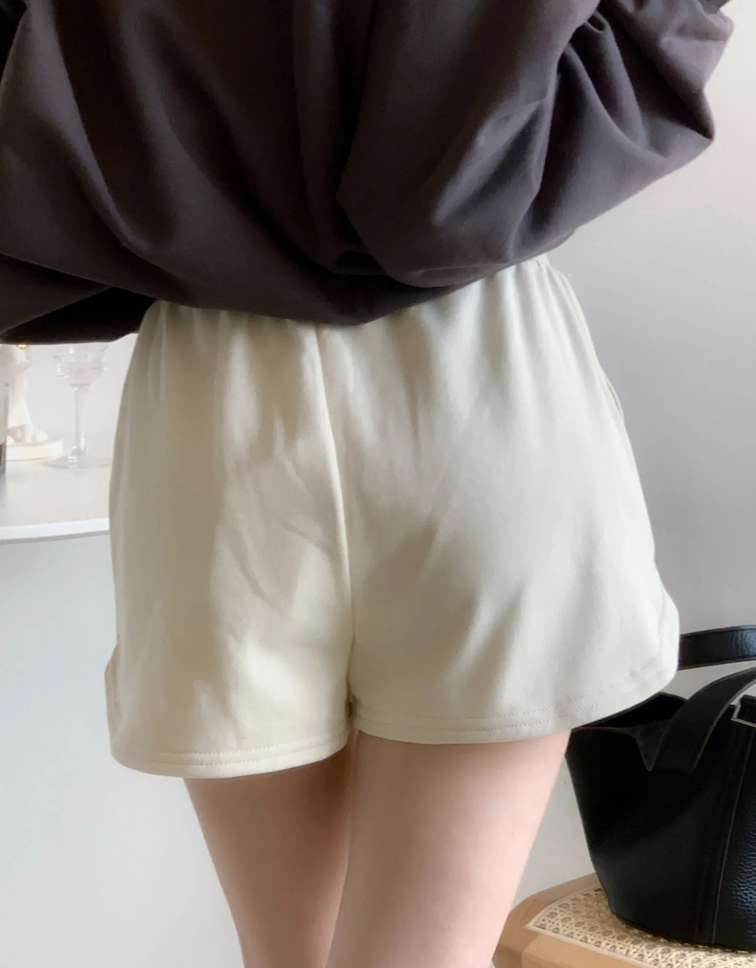 Gina shorts (preorder/ 3 colours)