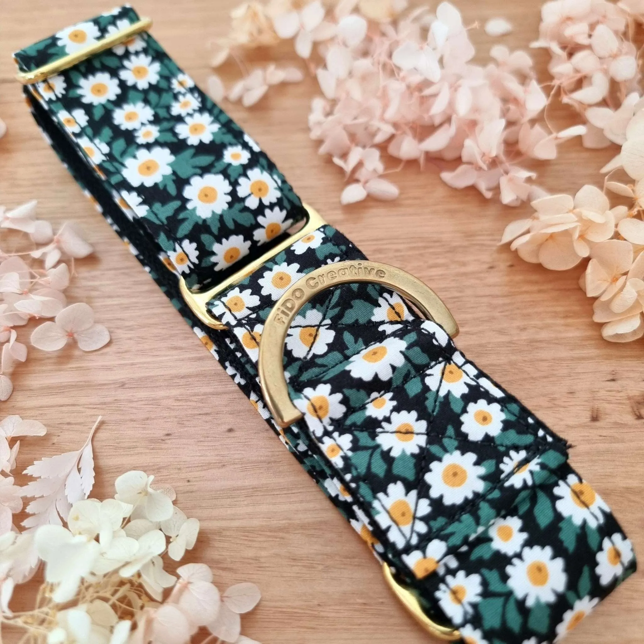 Green Daisy Martingale Collar