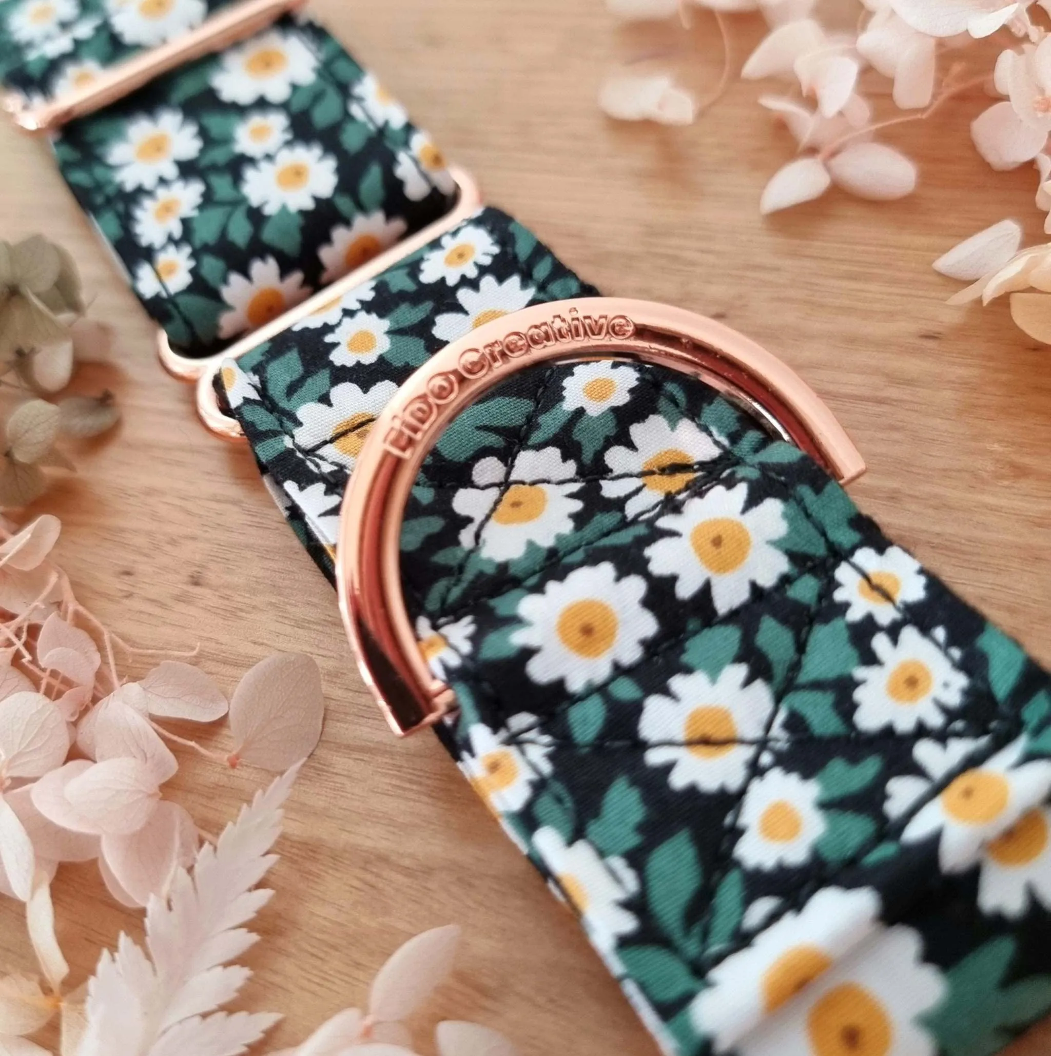 Green Daisy Martingale Collar