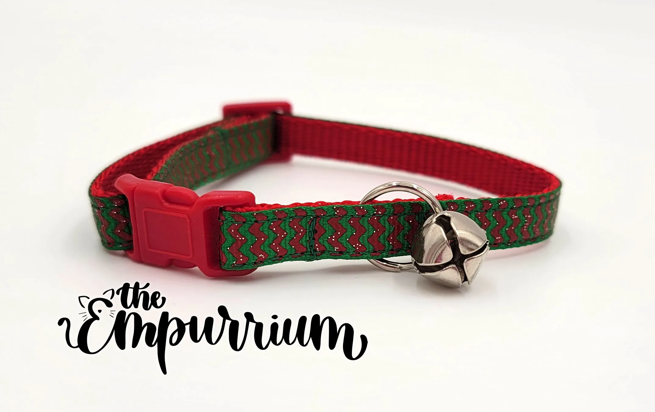 Holiday Cat Collar - Christmas Chevron