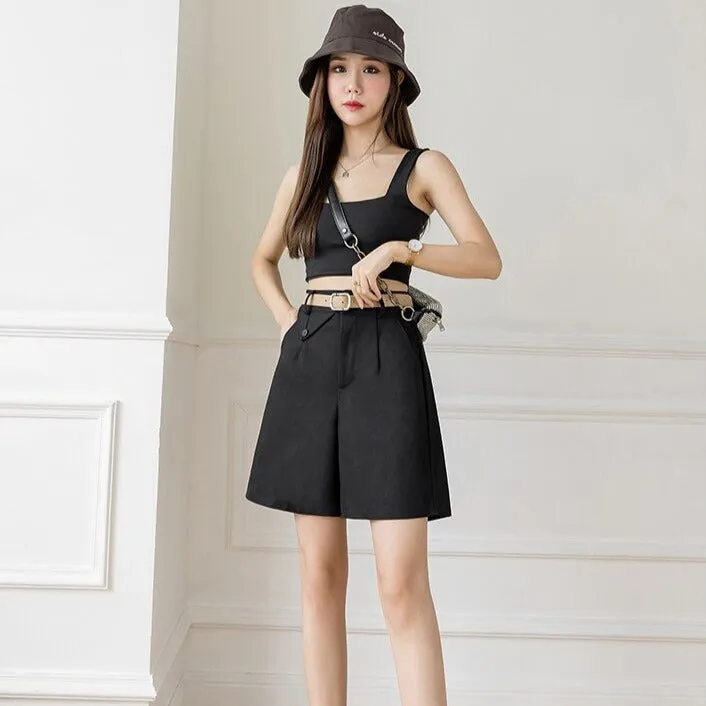 Knee-Length Shorts With Wide Legs