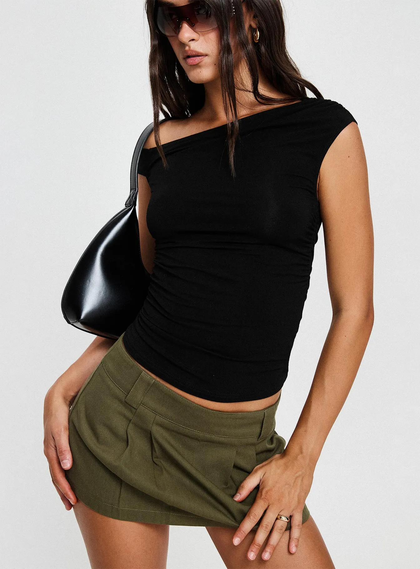 Leon Cargo Mini Skirt Olive