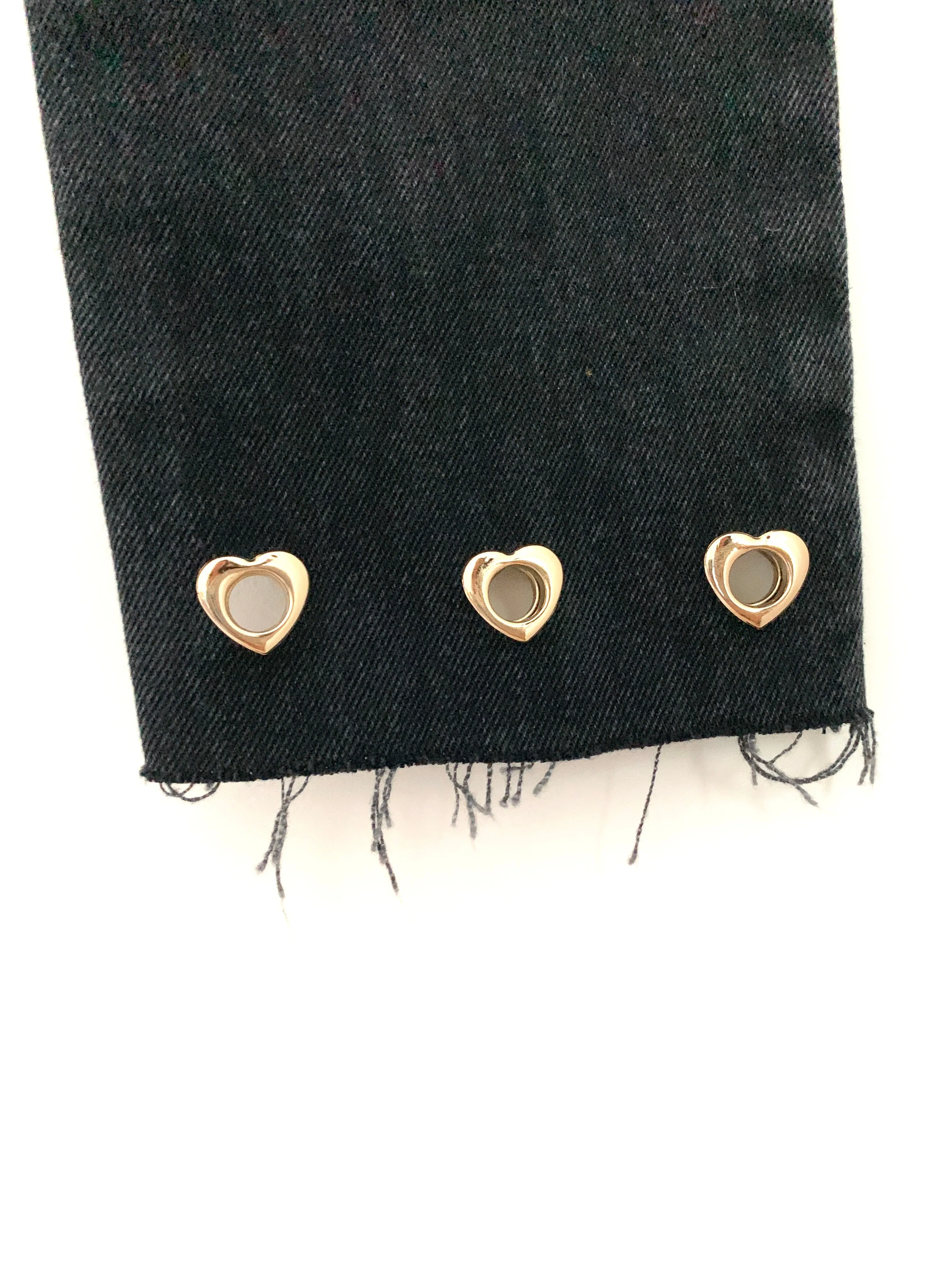 Lovers   Friends Black High Rise Jeans with Heart Grommet- Size 26 (Inseam 25”)