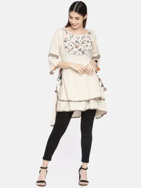 Neeru's Women Off-White Embroidered Tunic