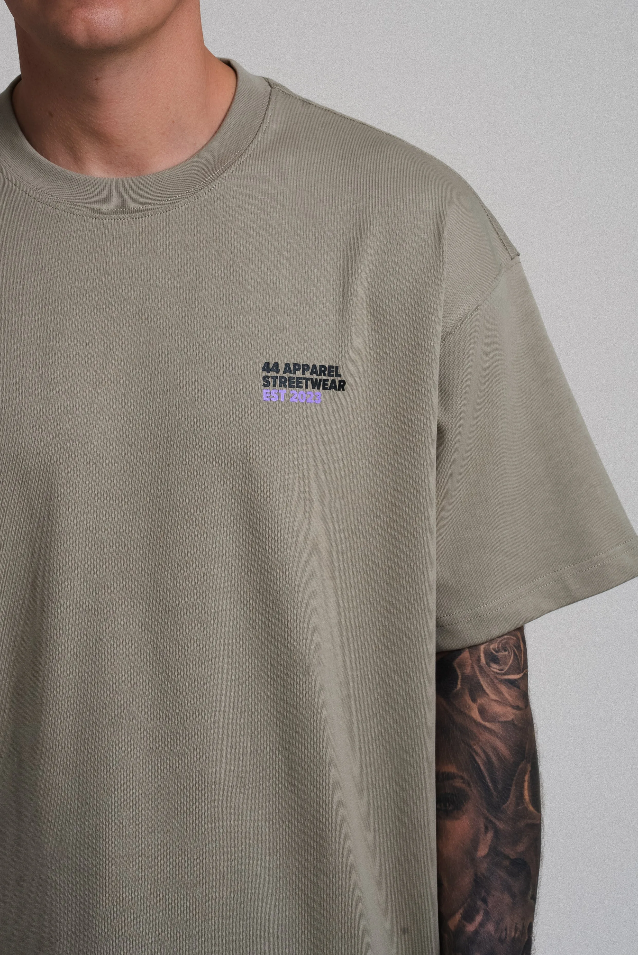 OVERSIZED T-SHIRT - OLIVE