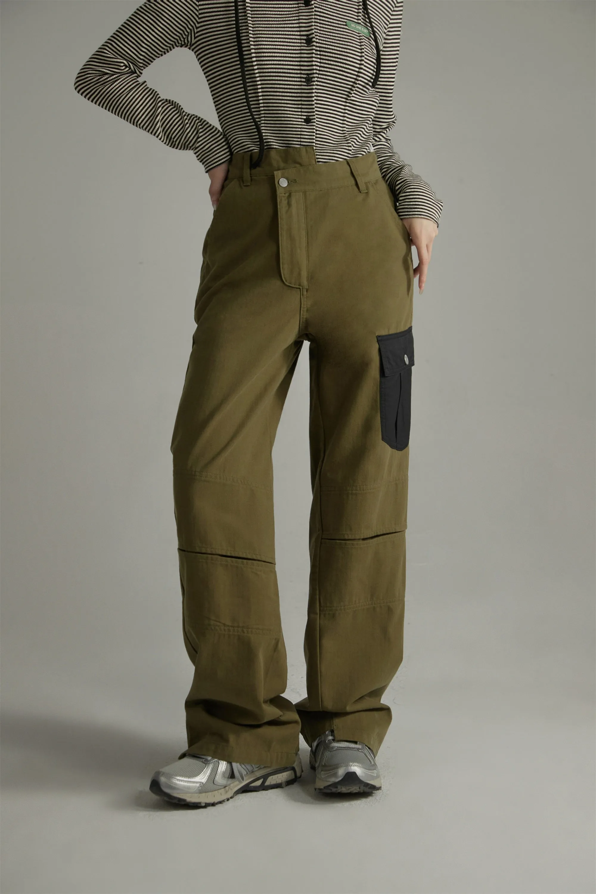Pocket Wide Cargo Pants