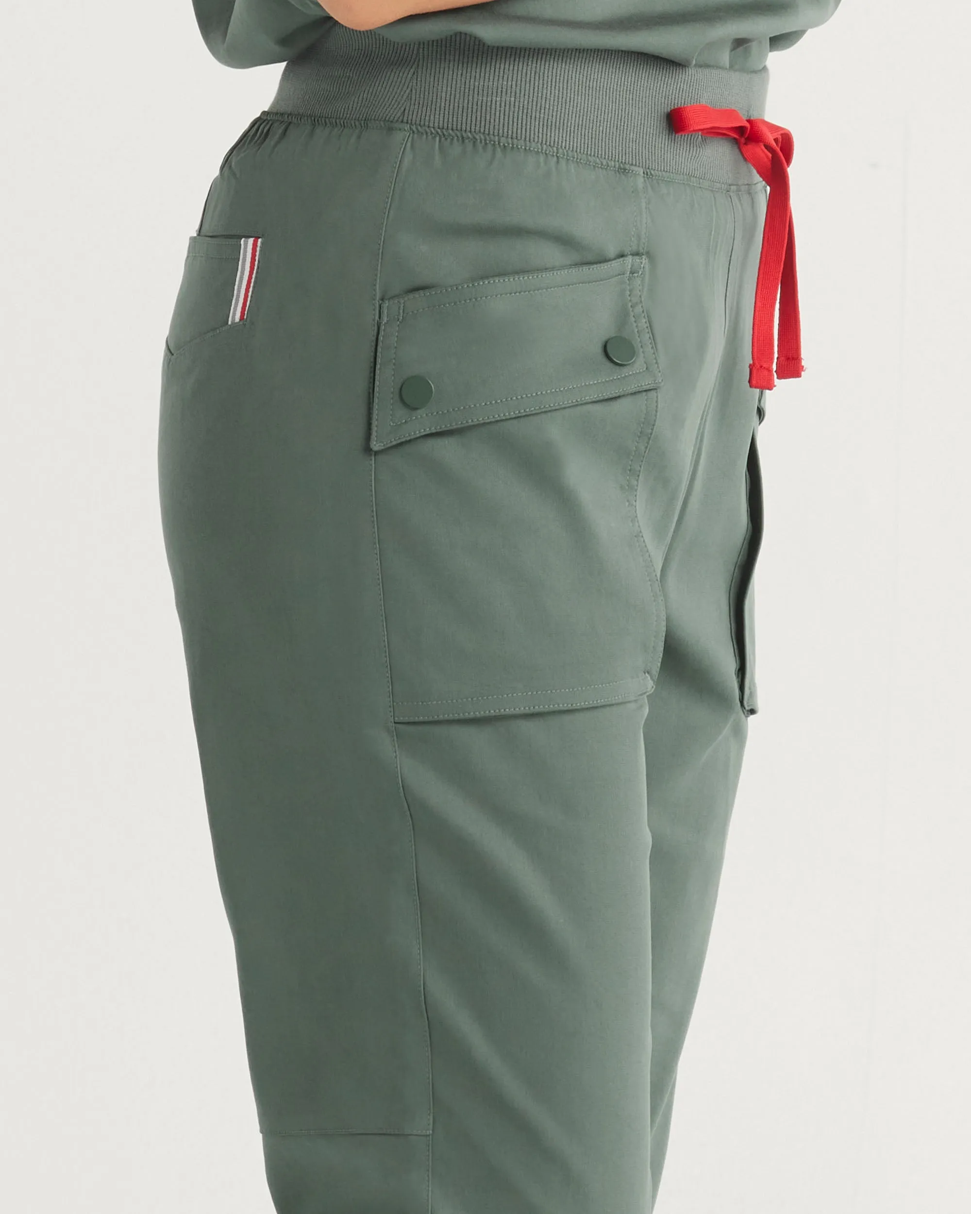 TENCEL™ Moana ‎ Tapered Scrub Pants