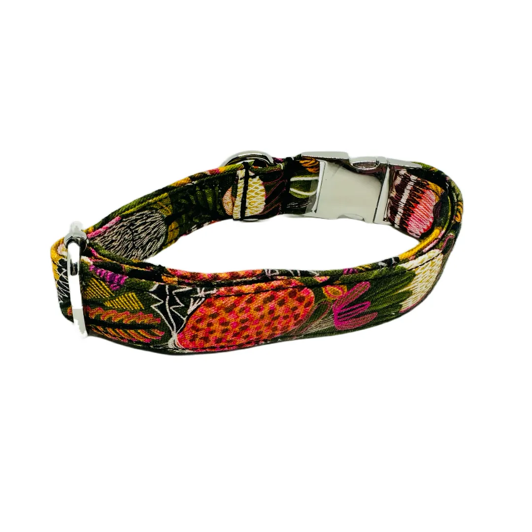 The 'Green Bush Banksia Flowers' Dog Collar