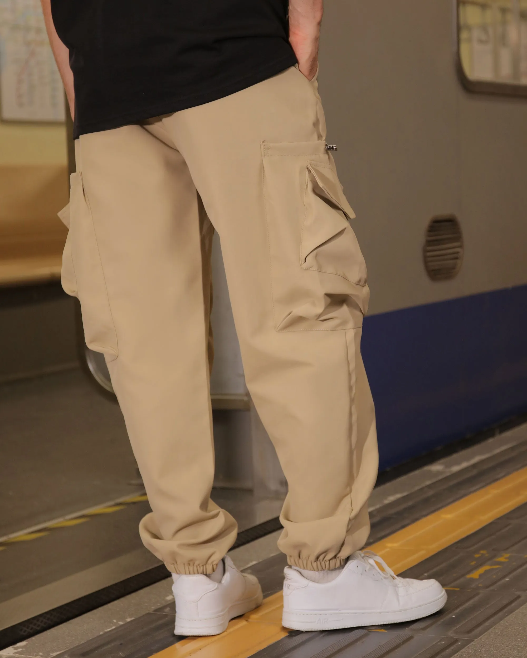 Versatile Cargo Pants for Everyday Wear