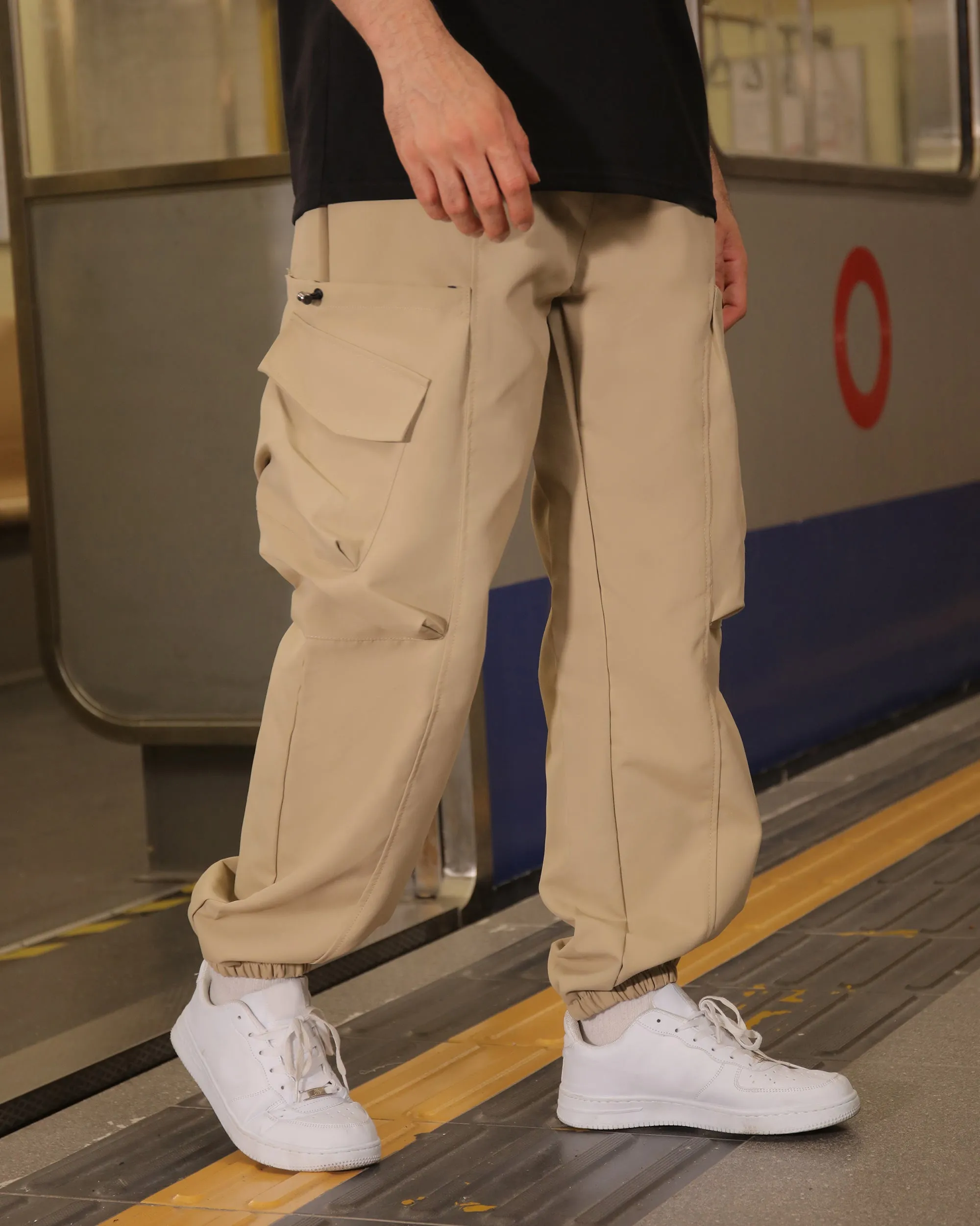 Versatile Cargo Pants for Everyday Wear